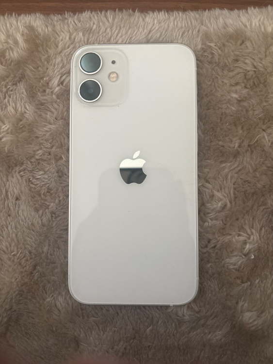 iPhone iPhone 12 mini 128GB docomo（スマホ）の商品画像 - 査定依頼日：2026年8月4日 - 最高査定価格：18,000円