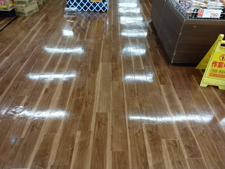 オメガ シーマスター 232.15.42.21.04.00（高級時計）の商品画像 - 査定依頼日：2024年12月13日 - 最高査定価格：700,000円