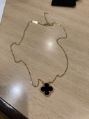 VCA ヴィンテージ アルハンブラ ペンダント（宝石）の商品画像 - 査定依頼日：2025年7月19日 - 最高査定価格：320,000円