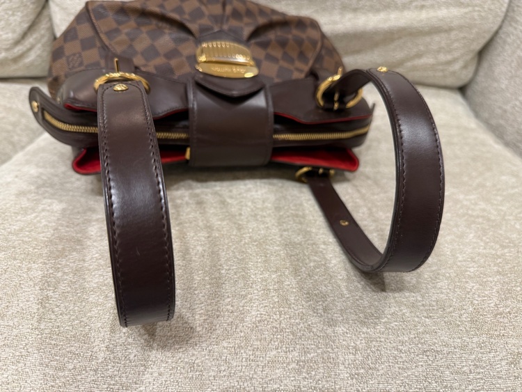 システィナ（ブランドバッグ）の商品画像 - 査定依頼日：2026年4月16日 - 最高査定価格：120,000円