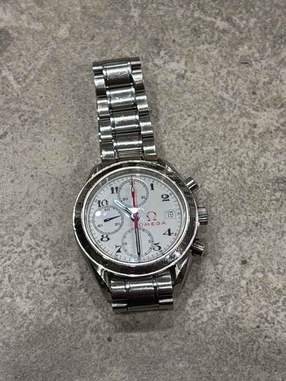 オメガ スピードマスター 3513.2（高級時計）の商品画像 - 査定依頼日：2026年3月19日 - 最高査定価格：100,000円