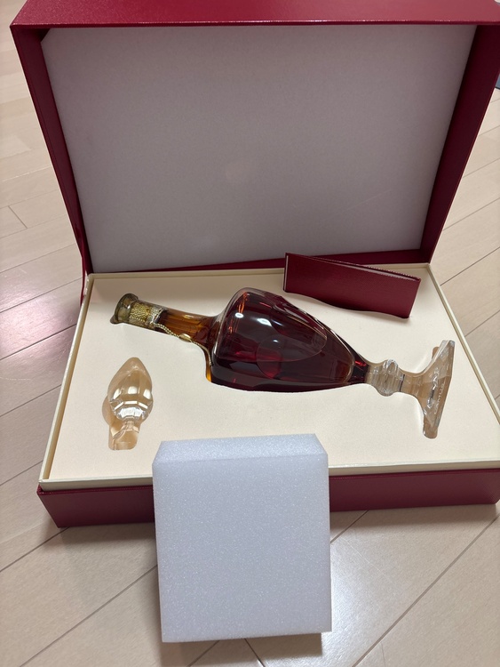 ロイヤルバカラ（お酒）の商品画像 - 査定依頼日：2025年12月10日 - 最高査定価格：80,000円