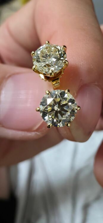 1ct×2ケ　k18 ピアス（宝石）の商品画像 - 査定依頼日：2025年9月8日 - 最高査定価格：200,000円