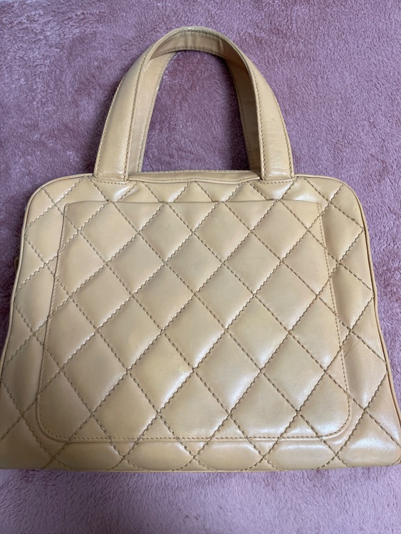 CHANEL マトラッセハンドバッグ　（ブランドバッグ）の商品画像 - 査定依頼日：2025年8月14日 - 最高査定価格：50,000円