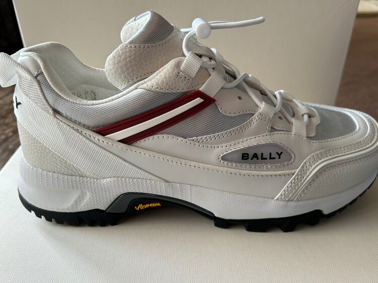 バリー　スニーカー（古着・ファッション）の商品画像 - 査定依頼日：2025年3月26日 - 最高査定価格：5,500円