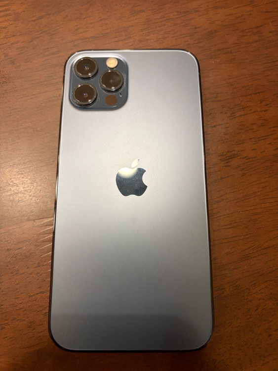 iPhone 12 Pro 128GB SIMフリー（スマホ）の商品画像 - 査定依頼日：2026年3月2日 - 最高査定価格：28,000円