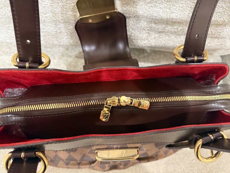 システィナ（ブランドバッグ）の商品画像 - 査定依頼日：2026年4月16日 - 最高査定価格：120,000円