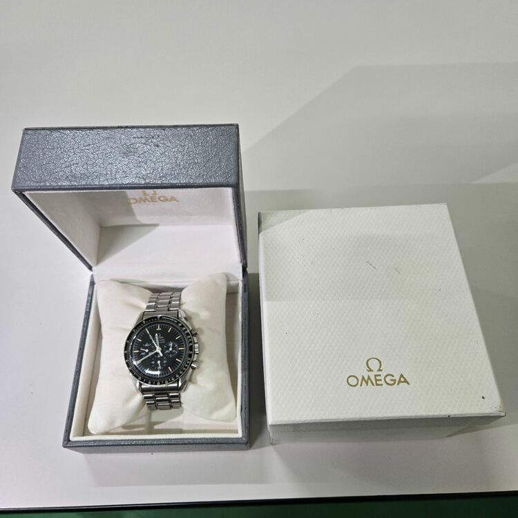 オメガ スピードマスター （高級時計）の商品画像 - 査定依頼日：2025年10月28日 - 最高査定価格：800,000円