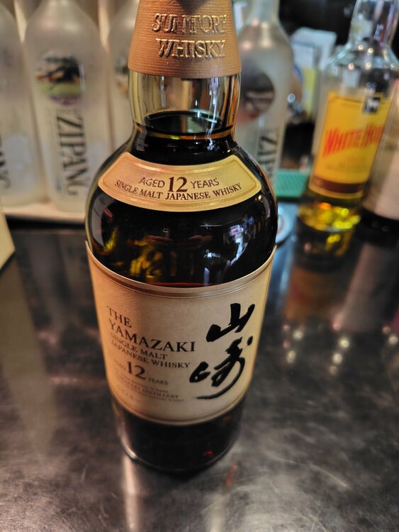 ウイスキー サントリー山崎 （お酒）の商品画像 - 査定依頼日：2026年3月6日 - 最高査定価格：19,000円