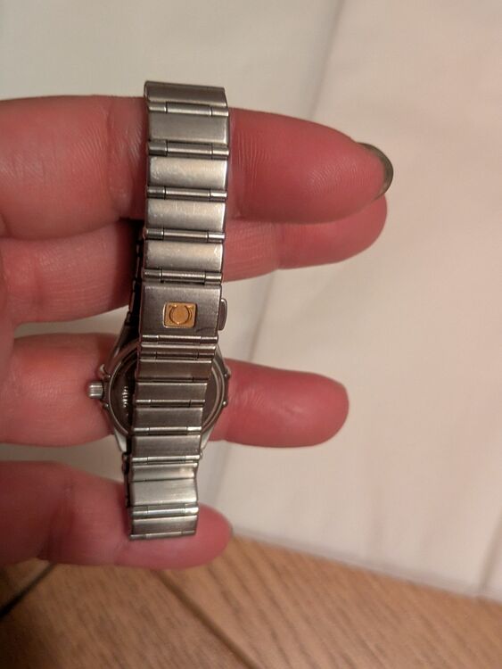 オメガ コンステーション （高級時計）の商品画像 - 査定依頼日：2025年7月23日 - 最高査定価格：200,000円