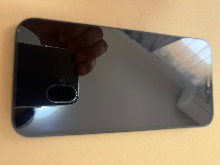 iPhone iPhone 12 64GB Softbank（スマホ）の商品画像 - 査定依頼日：2026年9月22日 - 最高査定価格：20,500円