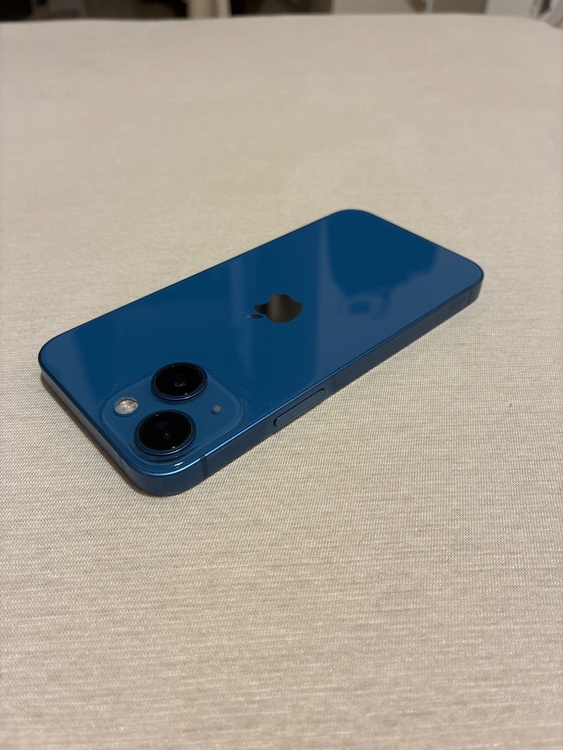 iPhone 13 mini 256GB SIMフリー（スマホ）の商品画像 - 査定依頼日：2026年1月24日 - 最高査定価格：36,000円