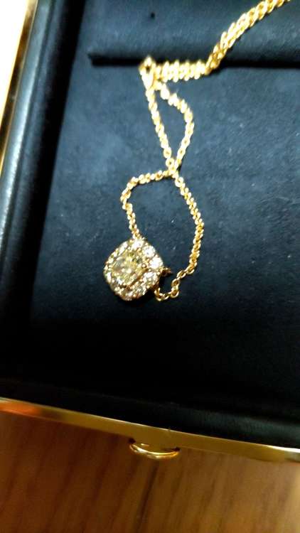 グラフイエローダイヤネックレス（宝石）の商品画像 - 査定依頼日：2023年8月14日 - 最高査定価格：80,000円