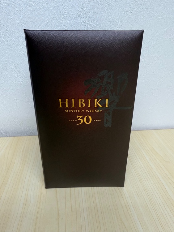 サントリー響30年（お酒）の商品画像 - 査定依頼日：2025年12月19日 - 最高査定価格：540,000円