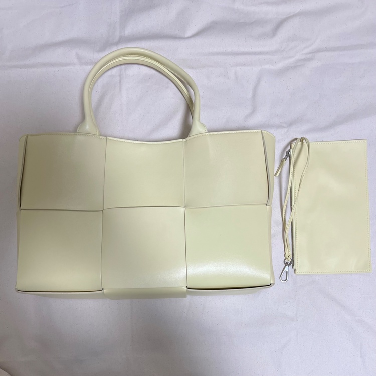 アルコトート（ブランドバッグ）の商品画像 - 査定依頼日：2026年4月20日 - 最高査定価格：120,000円