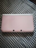 3DSLL ピンク×ホワイト（ゲーム機本体・ゲームソフト）の商品画像 - 査定依頼日：2026年10月14日 - 最高査定価格：10,100円