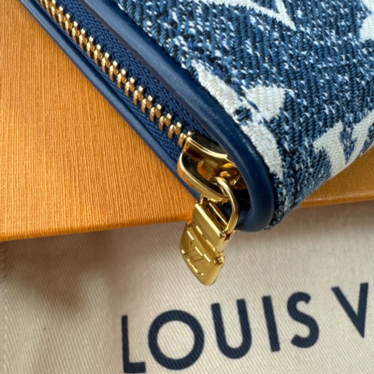 ルイヴィトン　長財布（ブランド財布・小物）の商品画像 - 査定依頼日：2025年9月29日 - 最高査定価格：60,000円