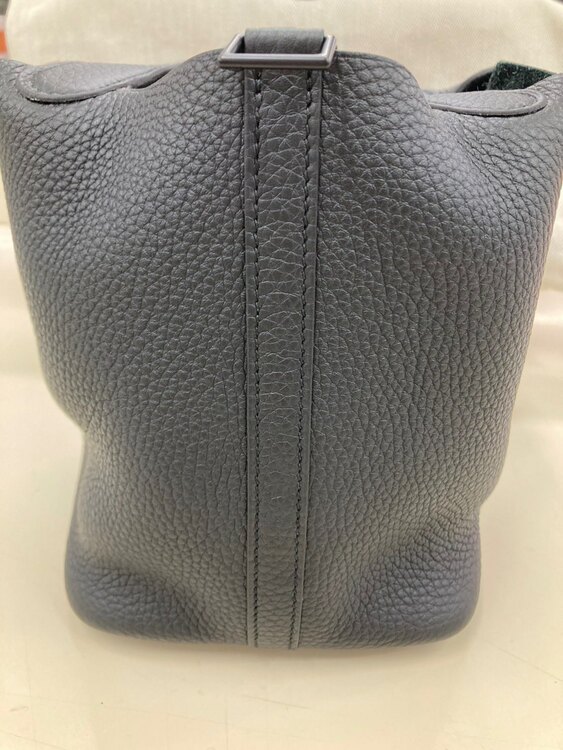 エルメス ピコタン （ブランドバッグ）の商品画像 - 査定依頼日：2025年4月24日 - 最高査定価格：620,000円