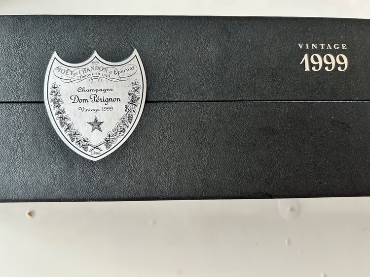 1999（お酒）の商品画像 - 査定依頼日：2025年10月13日 - 最高査定価格：23,000円