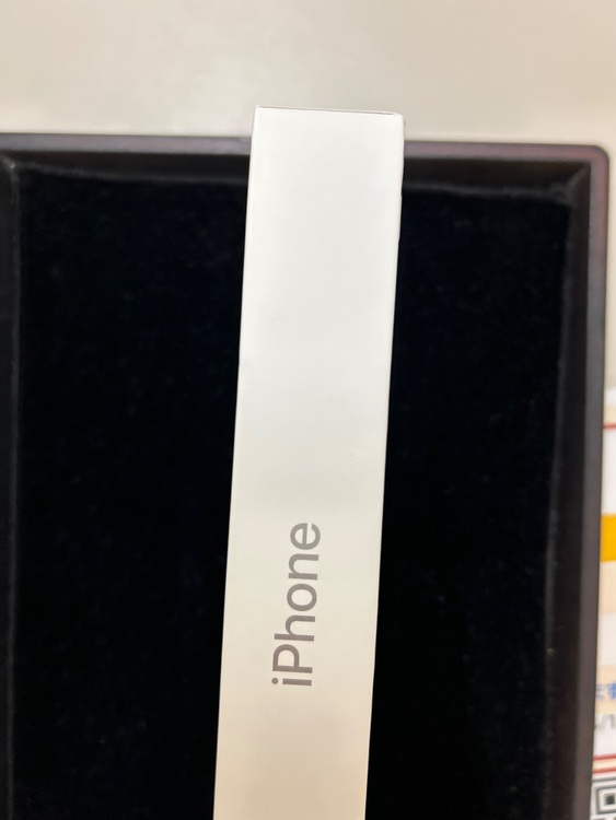 iPhone 16 Pro Max 256GB SIMフリー（スマホ）の商品画像 - 査定依頼日：2025年9月15日 - 最高査定価格：159,000円