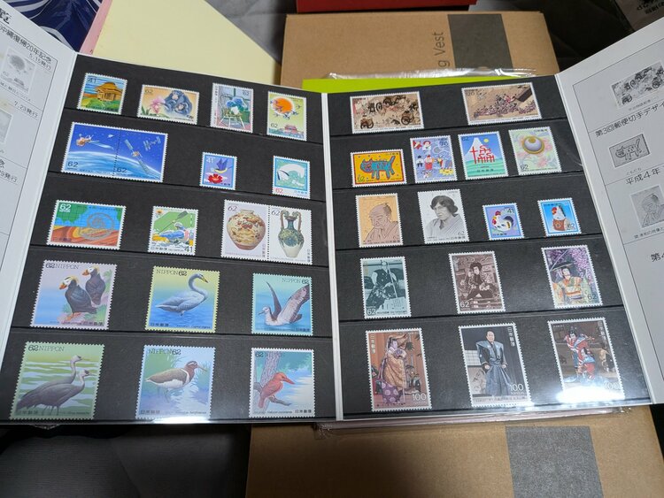 92特殊切手帳（切手）の商品画像 - 査定依頼日：2026年6月8日 - 最高査定価格：100,000円