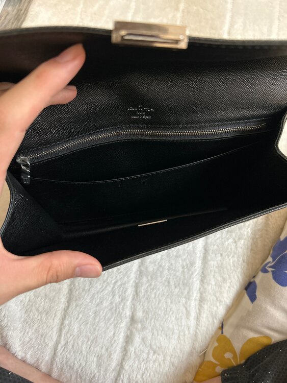 ルイヴィトン タイガ （ブランドバッグ）の商品画像 - 査定依頼日：2025年1月5日 - 最高査定価格：20,000円