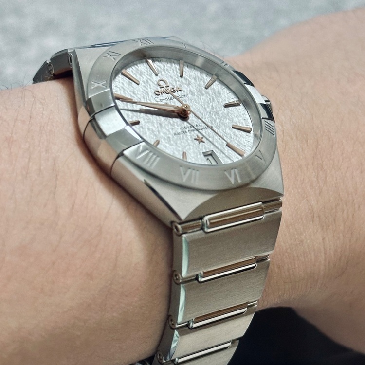 オメガ コンステーション 1311036200600（高級時計）の商品画像 - 査定依頼日：2025年7月5日 - 最高査定価格：450,000円