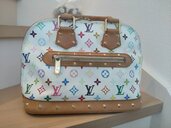 ルイヴィトン　アルマ　マルチカラー　白（ブランドバッグ）の商品画像 - 査定依頼日：2026年3月13日 - 最高査定価格：120,000円