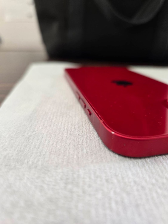 iPhone 13 128GB SIMフリー（スマホ）の商品画像 - 査定依頼日：2025年8月25日 - 最高査定価格：43,000円