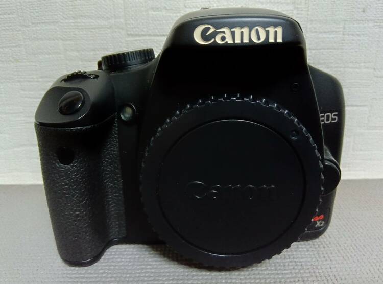 EOS Kiss　X2（カメラ）の商品画像 - 査定依頼日：2026年4月26日 - 最高査定価格：1,500円