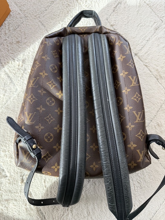 バッグパック（ブランドバッグ）の商品画像 - 査定依頼日：2025年12月17日 - 最高査定価格：150,000円