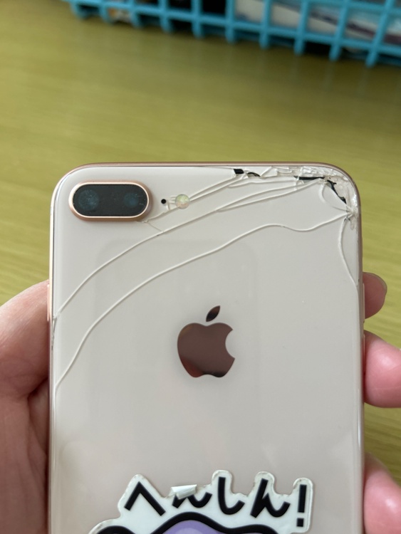 iPhone 14 Plus 128GB Softbank（スマホ）の商品画像 - 査定依頼日：2026年5月12日 - 最高査定価格：28,000円