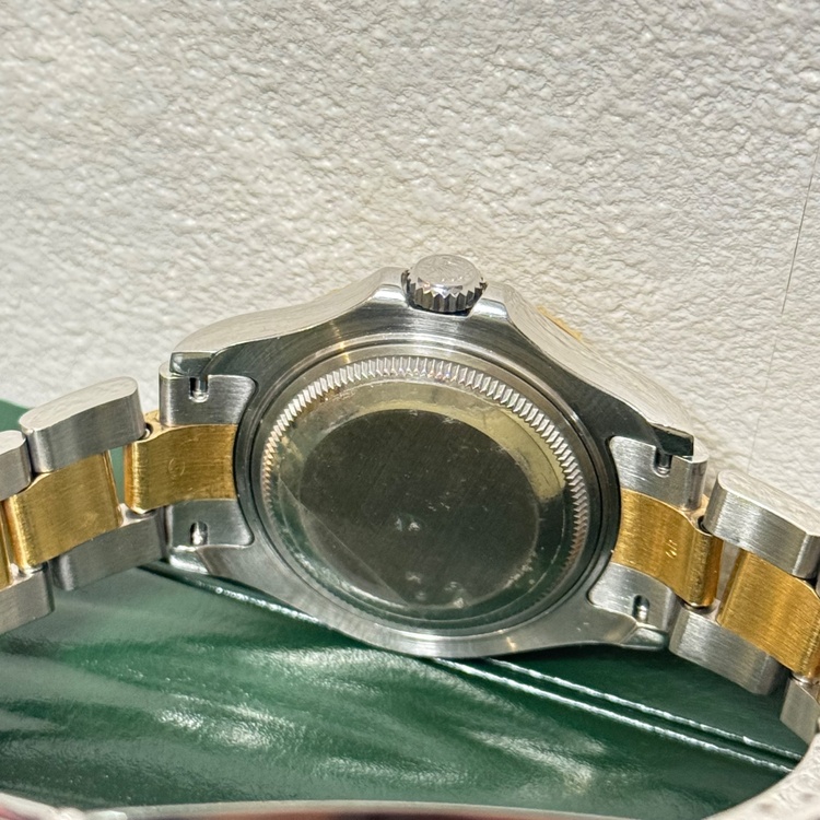 ROLEX ヨットマスター 168623 シルバー コンビ 箱保証書付（高級時計）の商品画像 - 査定依頼日：2026年10月20日 - 最高査定価格：1,000,000円