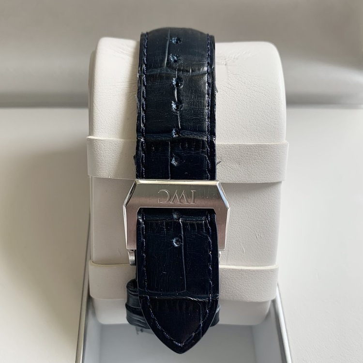 IWC ポルトギーゼ IW37144（高級時計）の商品画像 - 査定依頼日：2026年2月1日 - 最高査定価格：560,000円