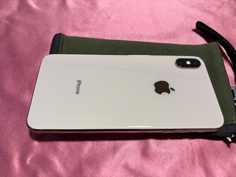 iPhoneXS Max 256GB SIMフリー（スマホ）の商品画像 - 査定依頼日：2025年11月22日 - 最高査定価格：31,000円