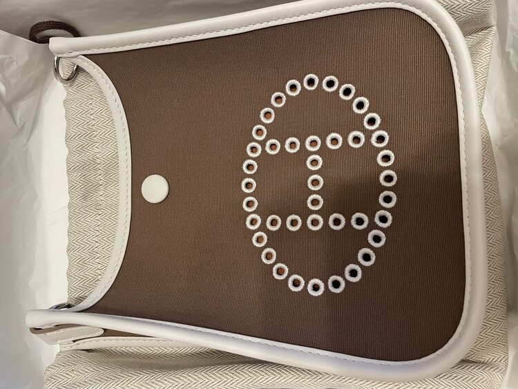 エルメス エブリン （ブランドバッグ）の商品画像 - 査定依頼日：2025年5月7日 - 最高査定価格：400,000円