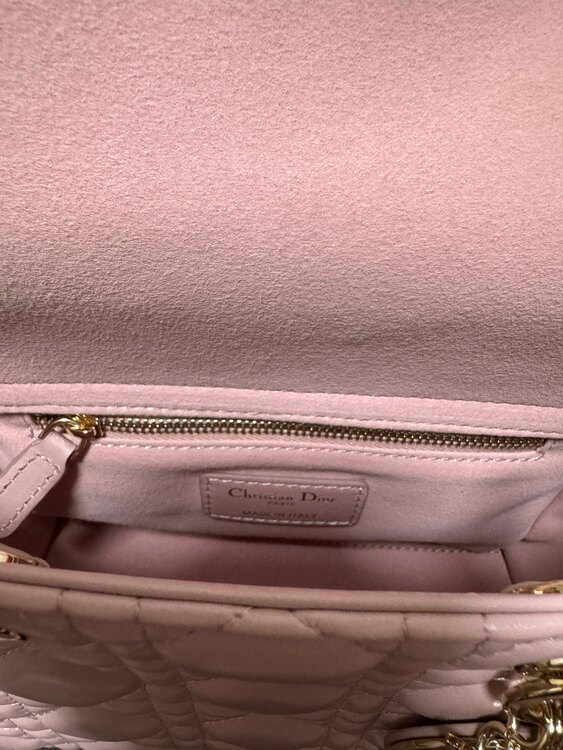 ディオール  （ブランドバッグ）の商品画像 - 査定依頼日：2025年5月19日 - 最高査定価格：320,000円