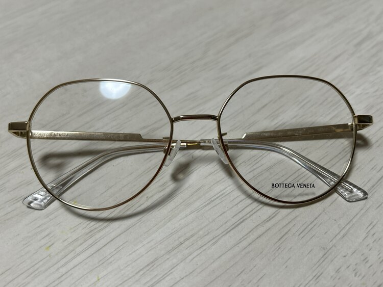 メガネフレーム（ブランド財布・小物）の商品画像 - 査定依頼日：2025年3月18日 - 最高査定価格：8,000円