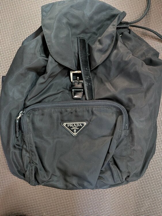 プラダ  （ブランドバッグ）の商品画像 - 査定依頼日：2026年3月11日 - 最高査定価格：30,000円