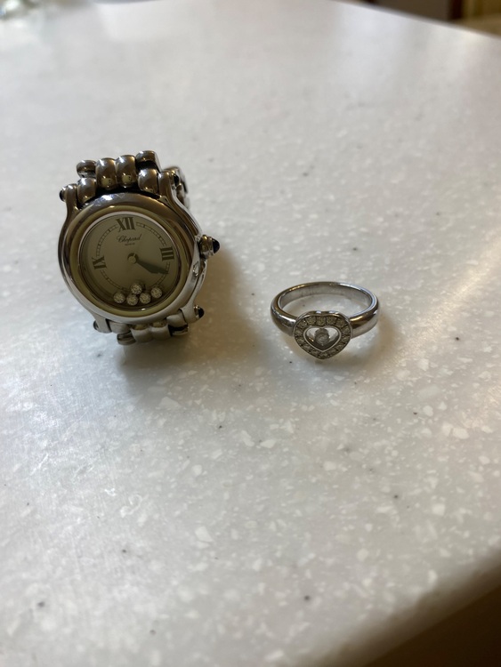 ショパール　ハッピーダイヤモンド　リング（宝石）の商品画像 - 査定依頼日：2025年10月2日 - 最高査定価格：100,000円