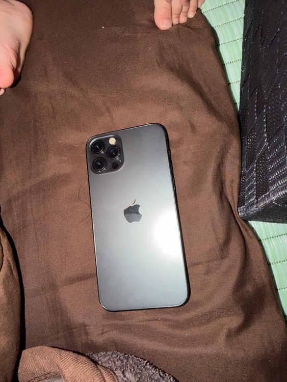iPhone iPhone 12 Pro 256GB au（スマホ）の商品画像 - 査定依頼日：2026年5月27日 - 最高査定価格：31,000円