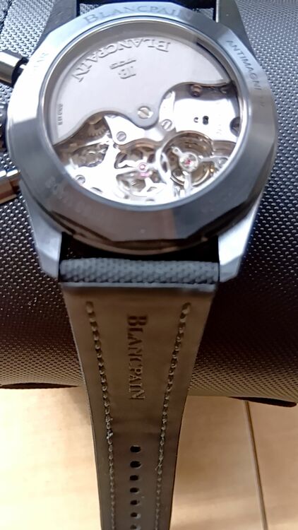 ブランパンフィフティーファゾムバチスカーフグリーン　クロノ（高級時計）の商品画像 - 査定依頼日：2025年10月14日 - 最高査定価格：1,260,000円