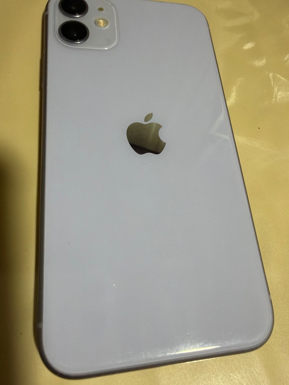 iPhone11 64GB au（スマホ）の商品画像 - 査定依頼日：2026年4月6日 - 最高査定価格：16,000円