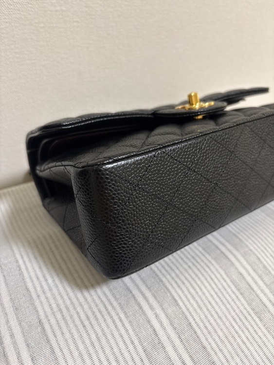 ダブルフラップ　キャビアスキン　23センチ（ブランドバッグ）の商品画像 - 査定依頼日：2025年10月1日 - 最高査定価格：950,000円