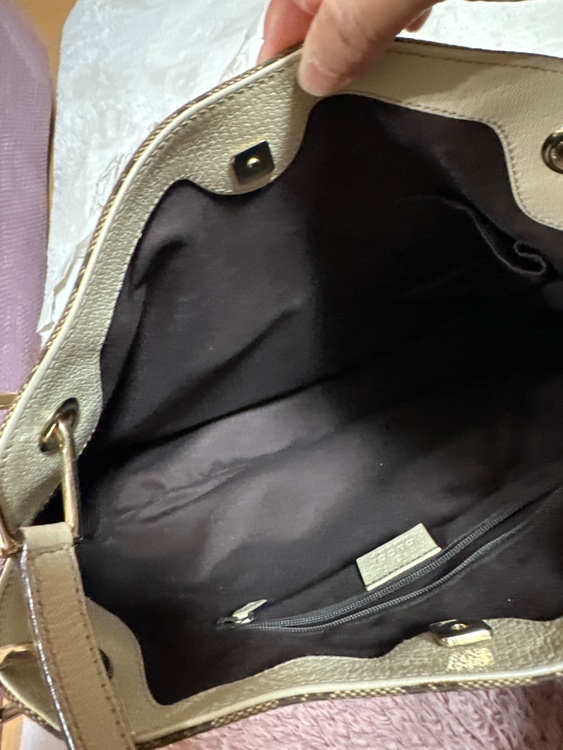 グッチ  （ブランドバッグ）の商品画像 - 査定依頼日：2026年1月20日 - 最高査定価格：40,000円