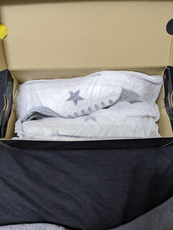 ONE STAR STARWARS OX WHITE/BLACK（古着・ファッション）の商品画像 - 査定依頼日：2025年8月29日 - 最高査定価格：8,000円