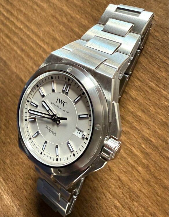 IWC インジュニア ロ（高級時計）の商品画像 - 査定依頼日：2025年4月16日 - 最高査定価格：600,000円