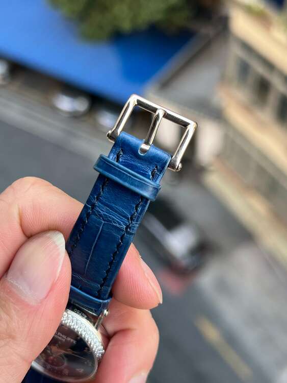 パテックフィリップ カラトラバ 7121/200G-001（高級時計）の商品画像 - 査定依頼日：2025年3月30日 - 最高査定価格：4,650,000円