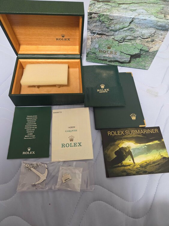 ロレックス サブマリーナー 14060（高級時計）の商品画像 - 査定依頼日：2026年4月22日 - 最高査定価格：1,480,000円