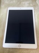 MM1A2J/ A iPad Pro Wi-FiZFlL 9.7 インチ 256（PC・タブレット）の商品画像 - 査定依頼日：2025年1月21日 - 最高査定価格：8,000円